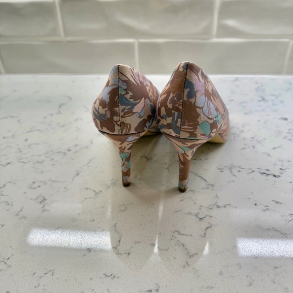 BCBGeneration Floral Heels in Pink and Blue - Picture 3 of 6